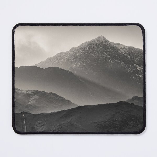Item preview, Snowdon designed and sold by David Bowman.