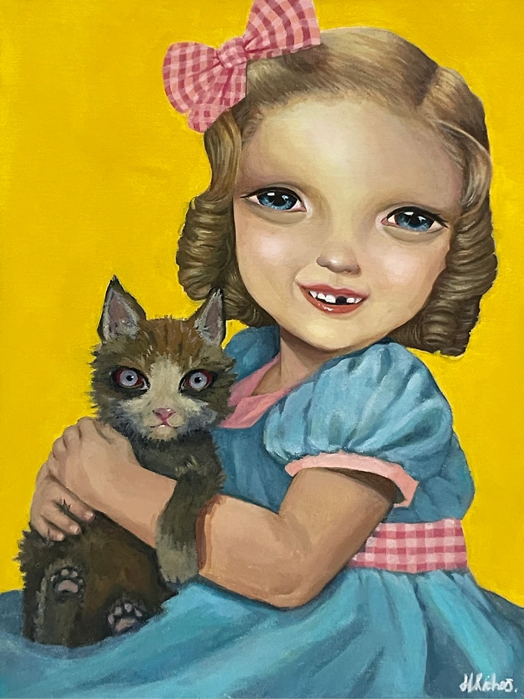 Aperçu 6 sur 6. Sweat à capuche oversize premium avec l'œuvre Fille vintage tenant un chat créée et vendue par seagrease.