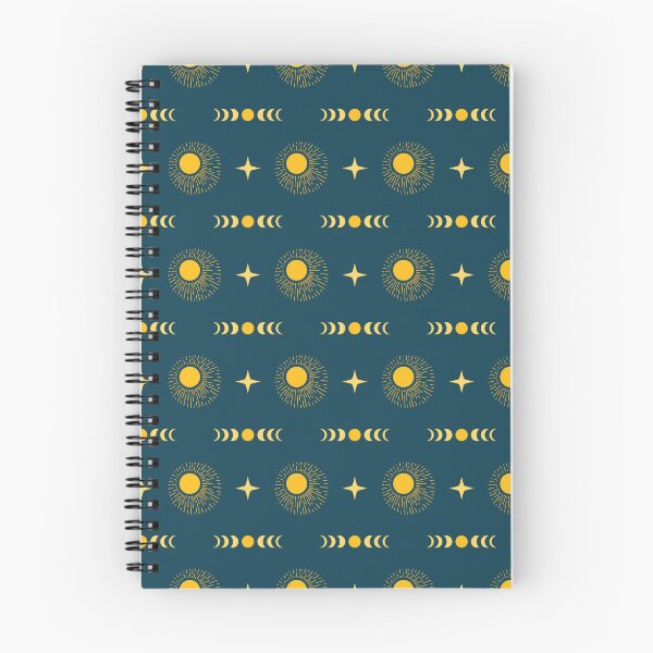 Aperçu de l'œuvre Boho Soleil Lune & Etoiles - Bleu Marine & Jaune créée et vendue par Luminary Soul.