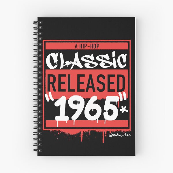 Artikelvorschau, Schwarzes Hip-Hop-Kunstwerk aus dem Geburtsjahr 1965 für alle Old-School-Hip-Hop-Liebhaber. entworfen und verkauft von studioochee03.