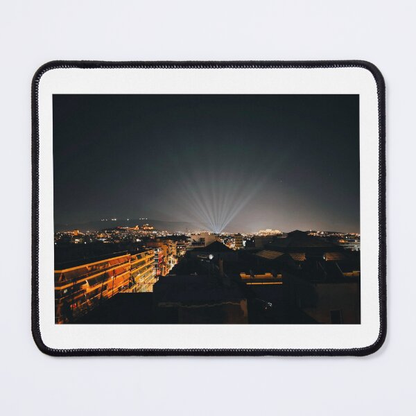 Artikelvorschau, Blick auf Athen bei Nacht. entworfen und verkauft von Liana  Michael.
