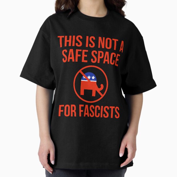 Vista previa del artículo con la obra «Este no es un espacio seguro para los fascistas.», diseñado y vendido por Rachel the Artist .