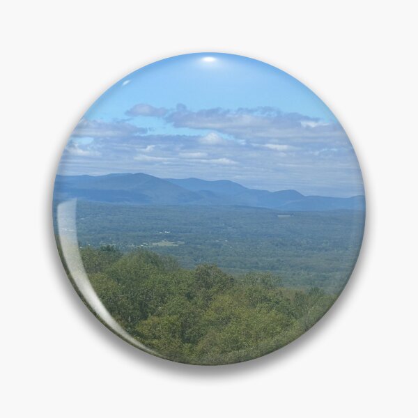 Artikelvorschau, Blick auf die Catskill Mountains entworfen und verkauft von Rachel the Artist .