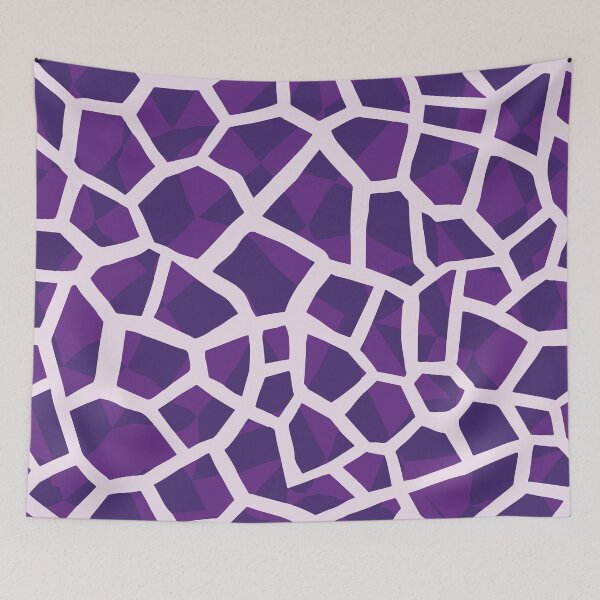 Aperçu de l'œuvre Un motif de peau de girafe en violet foncé et lilas. créée et vendue par HEMRO.