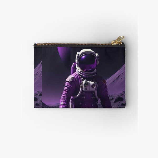 Artikelvorschau, Astronaut auf einem violetten Planeten entworfen und verkauft von Purpleflex.