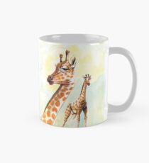 Neugierige Giraffe mit einem snobbish Blick Tasse