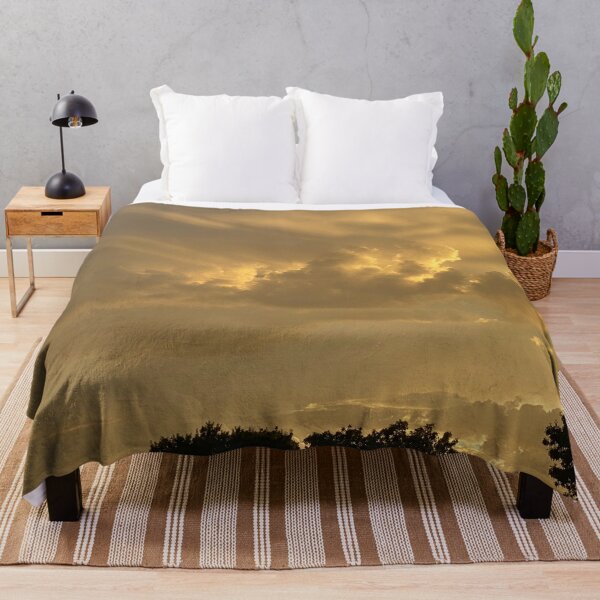 Artikelvorschau, Goldene Wolken entworfen und verkauft von pinkyjainpan.