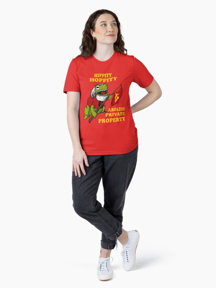 Imagen 4 de 7, Camiseta esencial con la obra HIPPITY HOPPITY ABOLIDH PROPIEDAD PRIVADA, diseñada y vendida por aogada.