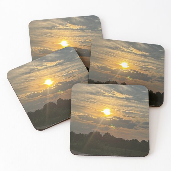 Item preview, Puesta de sol y nubes tenues designed and sold by Bekahmunster.