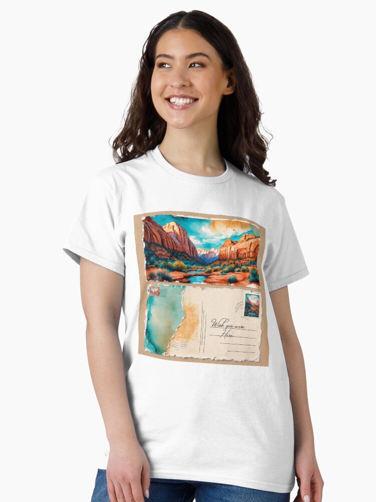 Imagen 1 de 7, Camiseta clásica con la obra Postal de viaje retro vintage del Parque Nacional Zion, diseñada y vendida por MangaWorld4All.