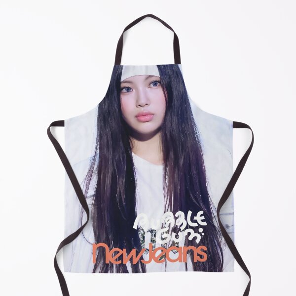 Artikelvorschau, Hyein Supernatural Bubble Gum Right Now Wie süß Super schüchtern Cool mit dir ETA New Zip entworfen und verkauft von Valereekmerch.