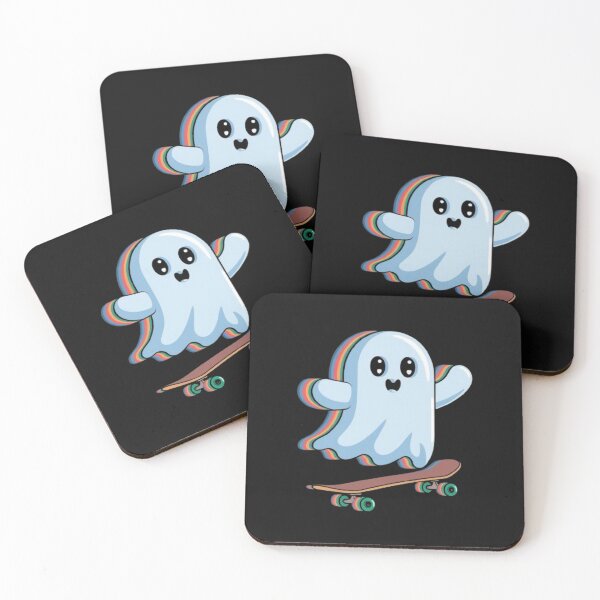 Aperçu de l'œuvre Cute Ghost Skateboarding Cartoon Fun Shirt Youth créée et vendue par ChicTeeLab.