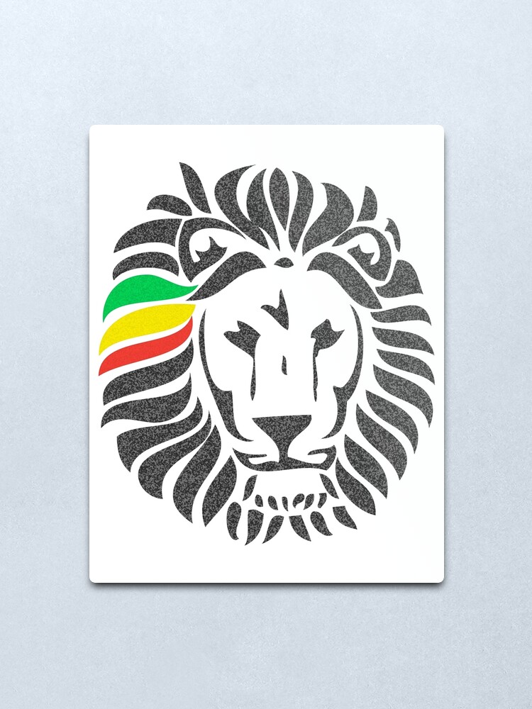 Alternate view of Lion Tuff Metal Print