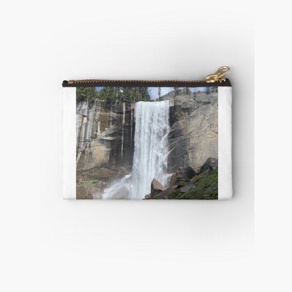 Artikelvorschau, Yosemite Wasserfall entworfen und verkauft von DrSunflower.