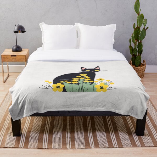 Aperçu de l'œuvre Chat noir avec des fleurs créée et vendue par RANDOMNESS.