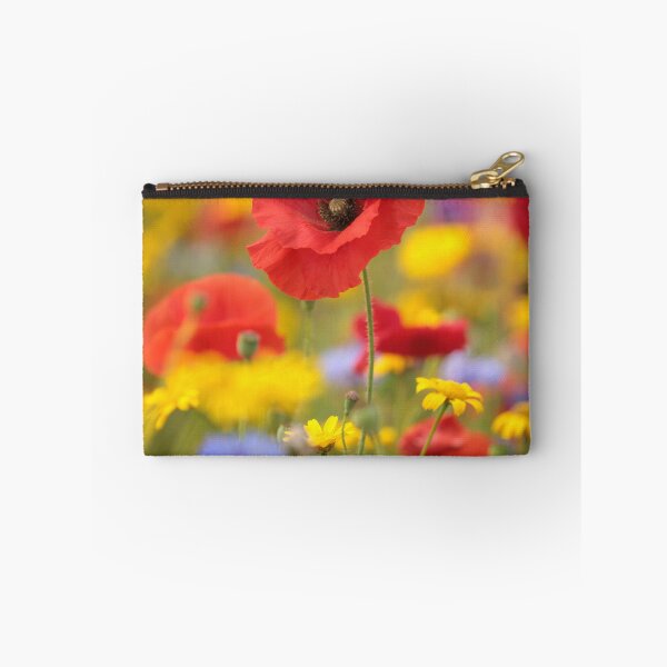 Artikelvorschau, Digitales Foto einer sonnenbeschienenen Mohnblüte entworfen und verkauft von SimonJohnson1.