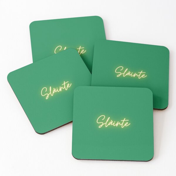 Artikelvorschau, Irish Sláinte Cheers Toast Design | Grünes irisches Typografie-Design mit goldschimmernden Buchstaben entworfen und verkauft von DazzledPenguin.