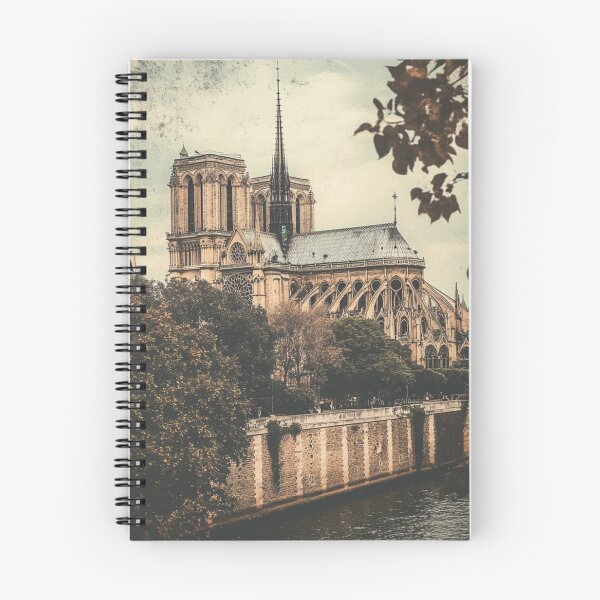 Artikelvorschau, Aufkleber für Bettwäsche und Kleidung der Kirche Notre Dame entworfen und verkauft von WanderLustNook.