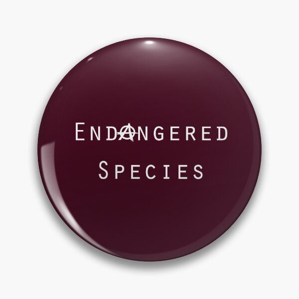 Item preview, Especie en peligro de extinción Borgoña oscuro designed and sold by rootzero.
