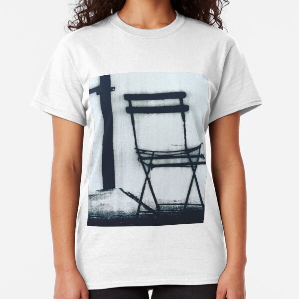 Brooklyn cafe chair Classic T-Shirt