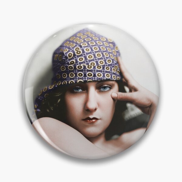 Artikelvorschau, Gloria Swanson 1922 entworfen und verkauft von PatSeg Photos.