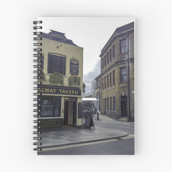Artikelvorschau, Railway Tavern am Tindal Square, Chelmsford entworfen und verkauft von OpheliaObjects.