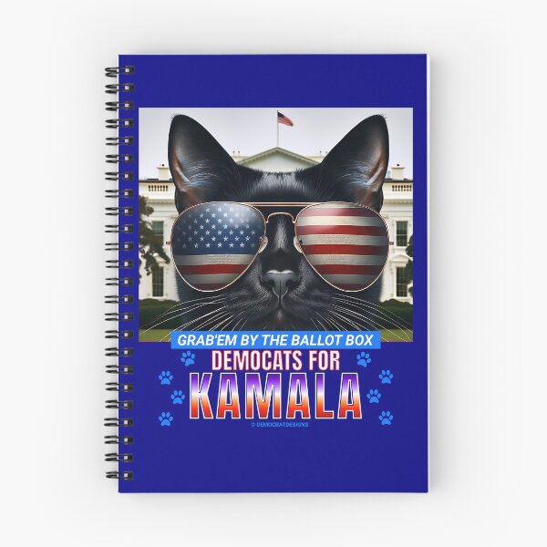Artikelvorschau, SUDD0318 DemocratDesigns Democats Schwarze Katze mit Sonnenbrille im Weißen Haus für Kamala Harris patriotische Katzen im US-Kapitol entworfen und verkauft von DemocratDesigns.