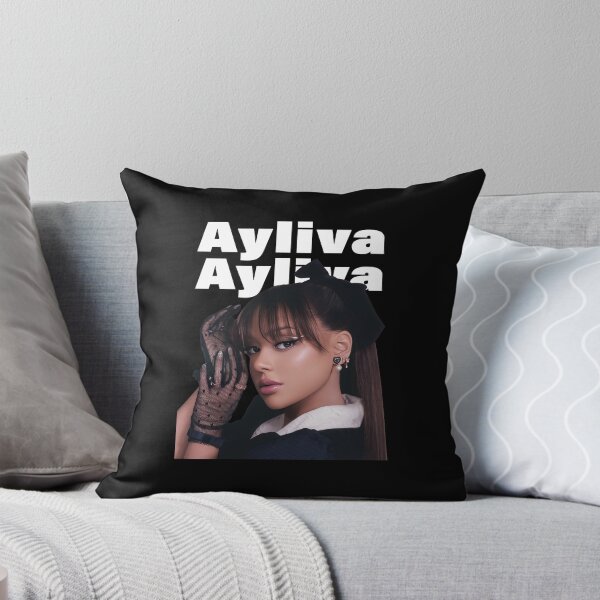 Item preview, Ayliva Singer designed and sold by doplnmfop.