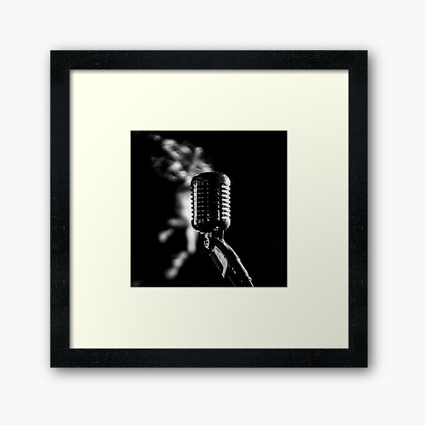 Vista previa del artículo con la obra «Micrófono de 50 en mono», diseñado y vendido por Joat's Imagery.