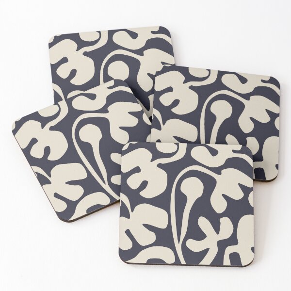 Artikelvorschau, Gemütliches, von Matisse Cutouts inspiriertes Blumenmuster in Marineblau und Creme entworfen und verkauft von Deutschic.