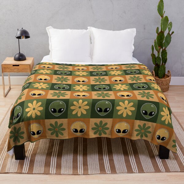 Item preview, Aliens and flowers pattern designed and sold by sasyall.