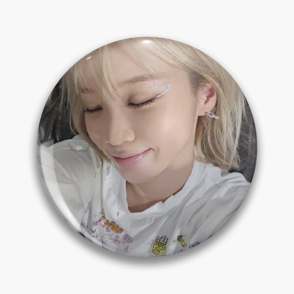 Artikelvorschau, Le Sserafim CHAEWON CRAZY 1-800-hot-n-fun VERRÜCKTER entworfen und verkauft von Valereekmerch.