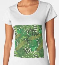 Port Douglas Women's Premium T-Shirt