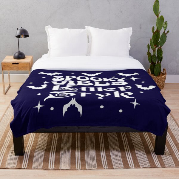 Artikelvorschau, Spooky Vibes Killer Style Halloween Süßes Fledermaus-Halloween-Grafikgeschenk im Boho-Stil entworfen und verkauft von Syrupulse.