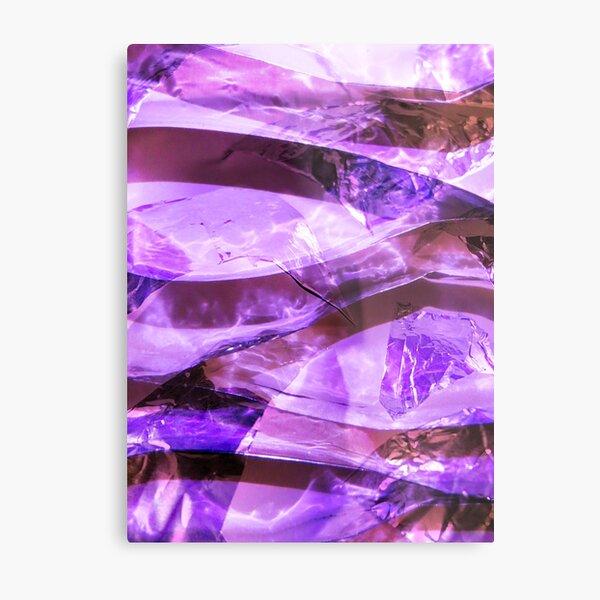 Aperçu de l'œuvre Couches de photographie abstraites en aluminium violet créée et vendue par lynnbowersart.