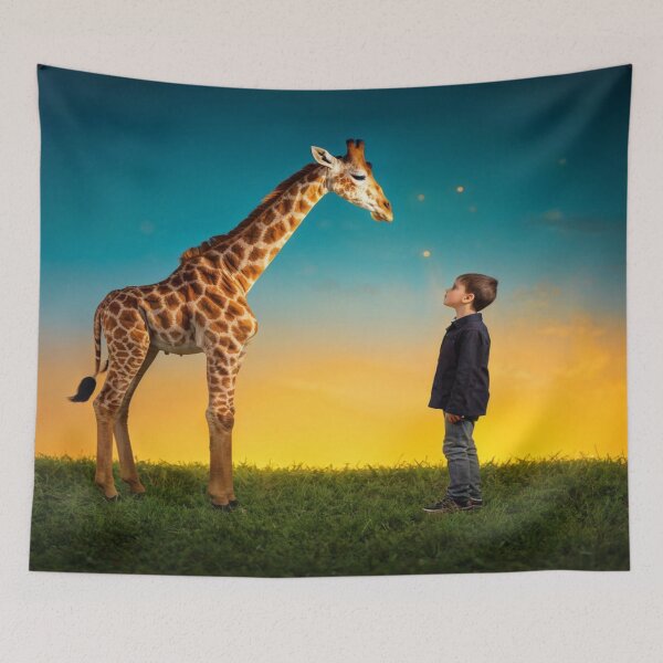 Artikelvorschau, The Giraffe and the Child entworfen und verkauft von Collection de trésors .