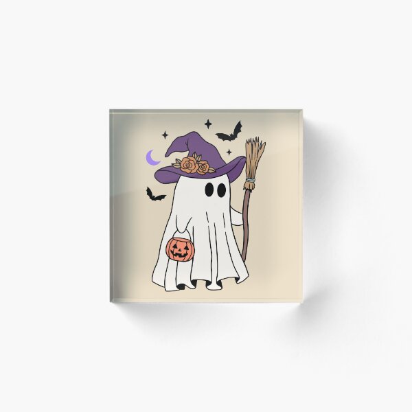 Aperçu de l'œuvre Fantôme de sorcière mignon avec un chapeau violet créée et vendue par Mo & Ko Design.