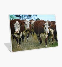 1784 Scary confrontation Laptop Skin