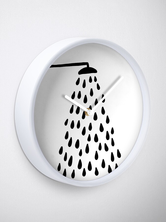 Uhr for Sale mit Dusche im Badezimmer von bigmoments