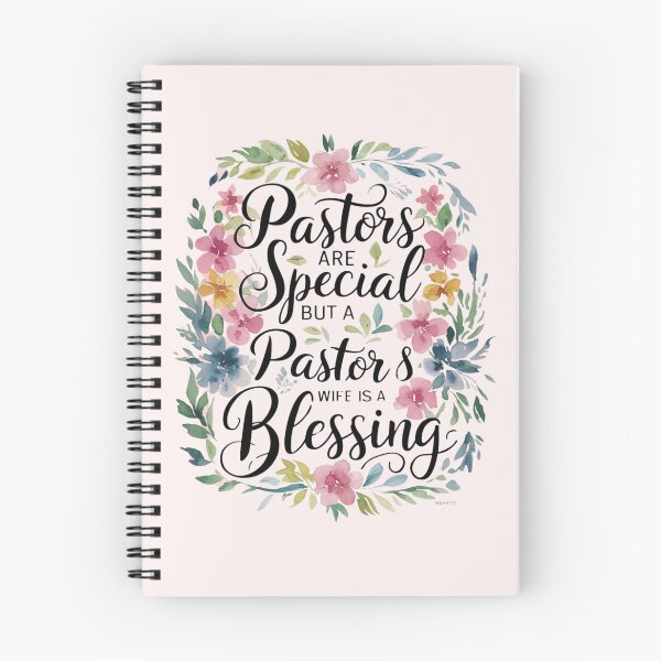 Artikelvorschau, Geschenke zum Tag der Wertschätzung für die Ehefrau des Pastors, Ehefrauen des Pastors sind ein Segen entworfen und verkauft von Heritage Hive Studio.