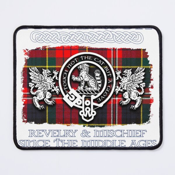 Aperçu de l'œuvre Blason du clan Mcpherson Clans écossais Noms de famille écossais créée et vendue par Clan1093.