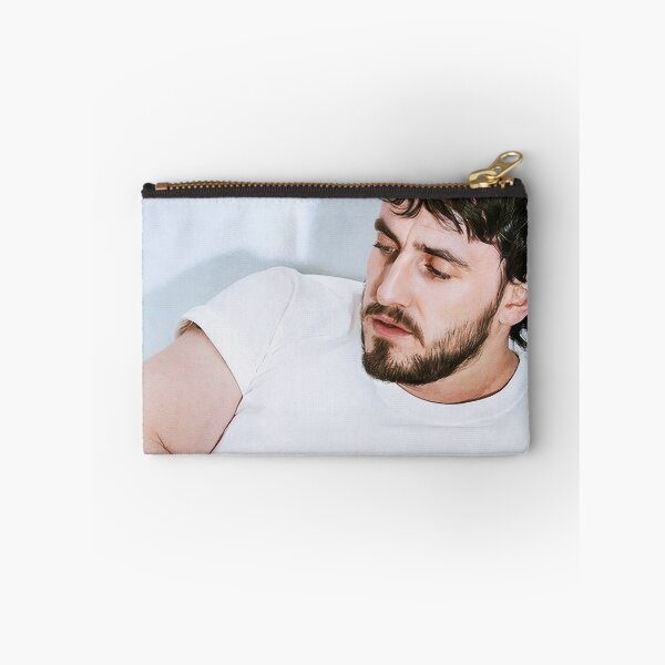 Item preview, El atractivo atemporal de Paul Mescal designed and sold by kimisahavana.