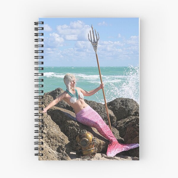 Aperçu de l'œuvre Andie la sirène créée et vendue par LibertyCalendar.