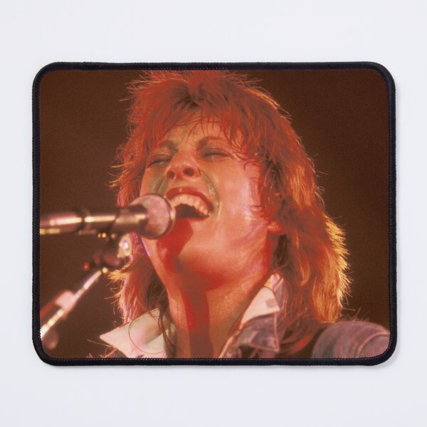 Item preview, Katrina & the Waves - Katrina Leskanich - Photograph designed and sold by ConcertImages.