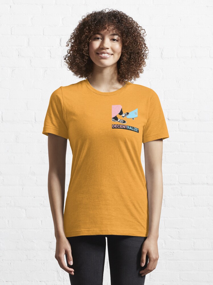 Alternate view of SkatE Label , decentralize * Essential T-Shirt