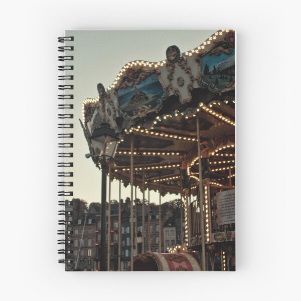 Aperçu de l'œuvre Carrousel - Honfleur créée et vendue par Maëleen Dupas.