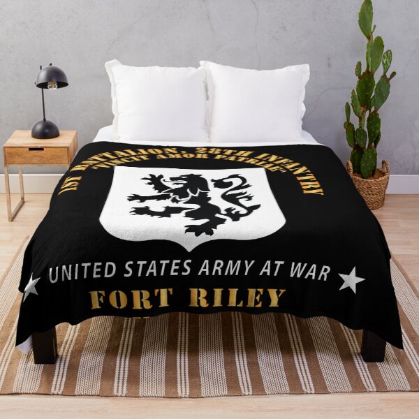 Item preview, 1st Bn, 28th Infantry - Ft Riley KS X 300 designed and sold by Military Insignia Products.