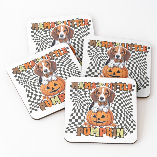 Artikelvorschau, "Mamas kleiner Kürbis" - Beagle im Halloween-Kürbis mit kariertem Hintergrund entworfen und verkauft von GoodyPaws.