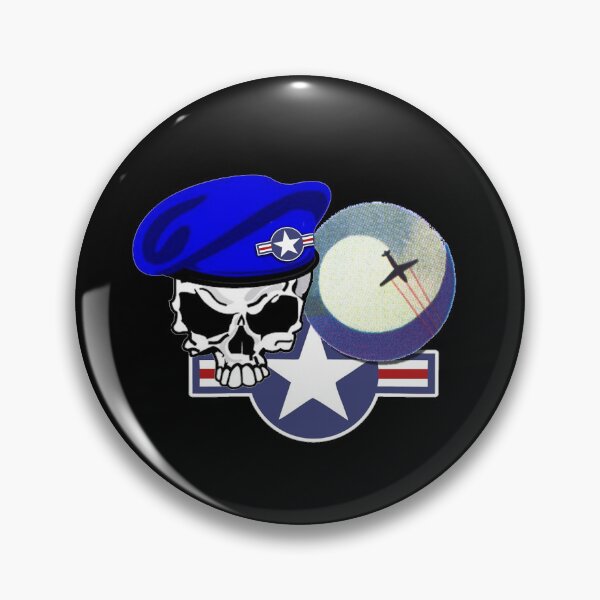 Artikelvorschau, PREMIUM US AIRFORCE SQUADRONS entworfen und verkauft von THE AMERICAN TEEVANGELIST.