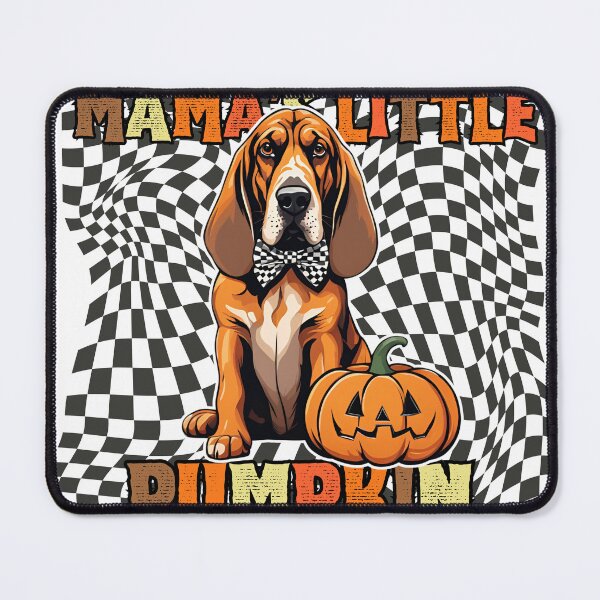 Artikelvorschau, "Mamas kleiner Kürbis" - Bluthund im Halloween-Kürbis mit kariertem Hintergrund entworfen und verkauft von GoodyPaws.